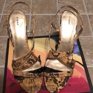 Fiona... crisscrossed high heel